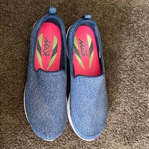 Skechers Kids Blue Knit Slip-On Sneakers with Pink Insoles